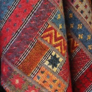 NA ZALOGI Volnena deka 130x180 M.RED GREEN