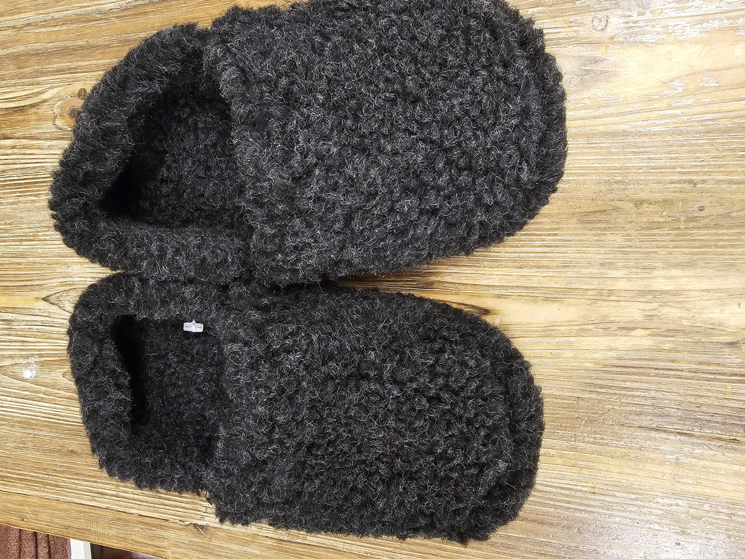 Copati iz 100% kosmatene volne t.sivi, nizki, več velikosti Copati iz 100% kosmatene volne t.sivi, nizki, več velikosti