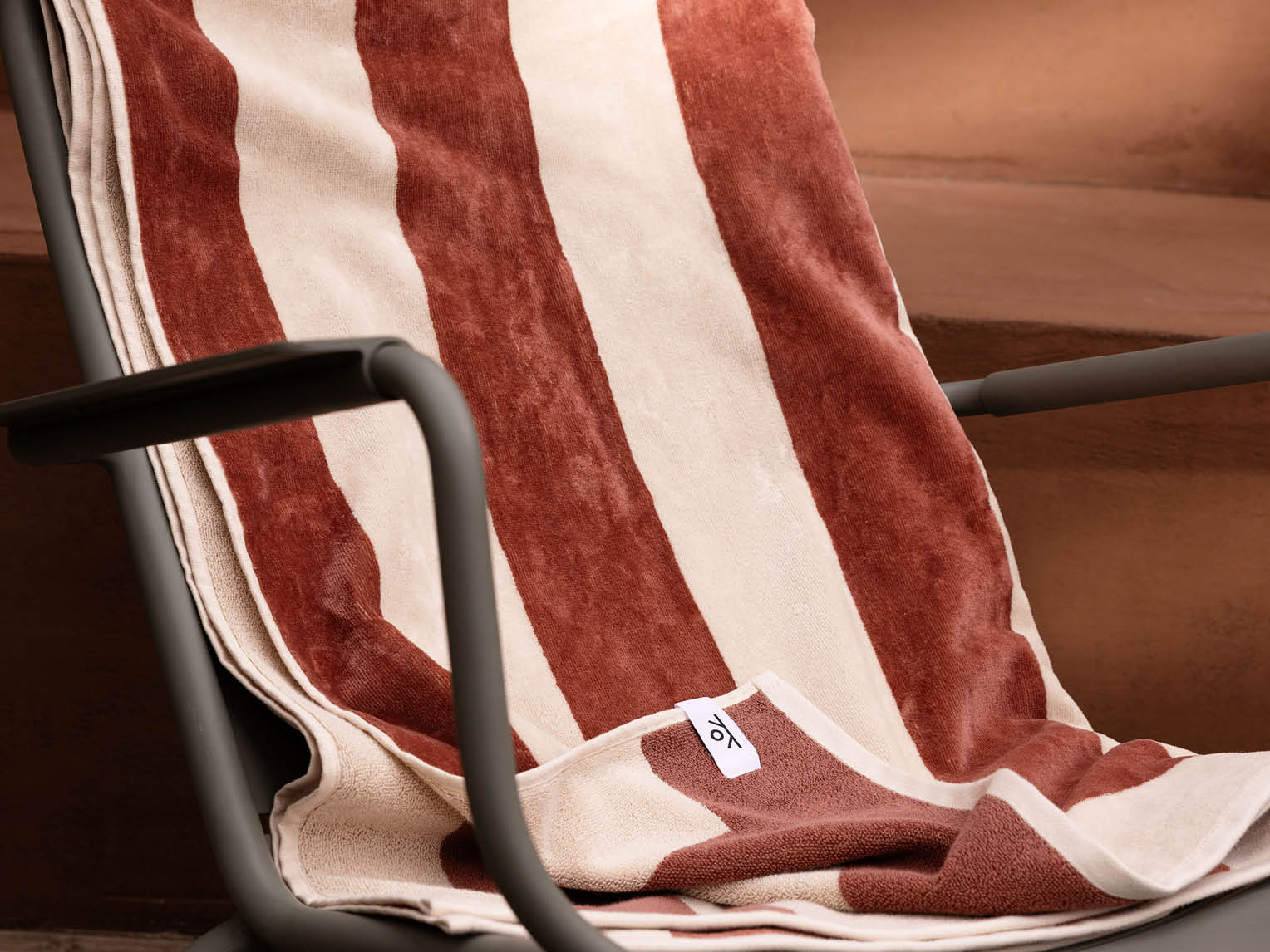 Brisača za na plažo- BLUSH ROSE 100x180