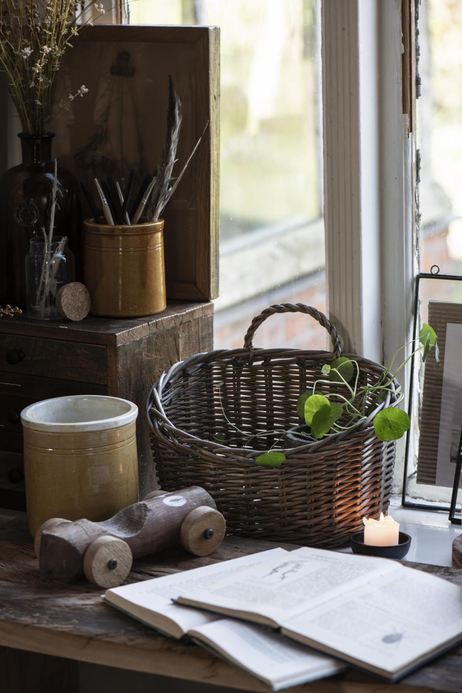 Košara stenska ali namizna 2917