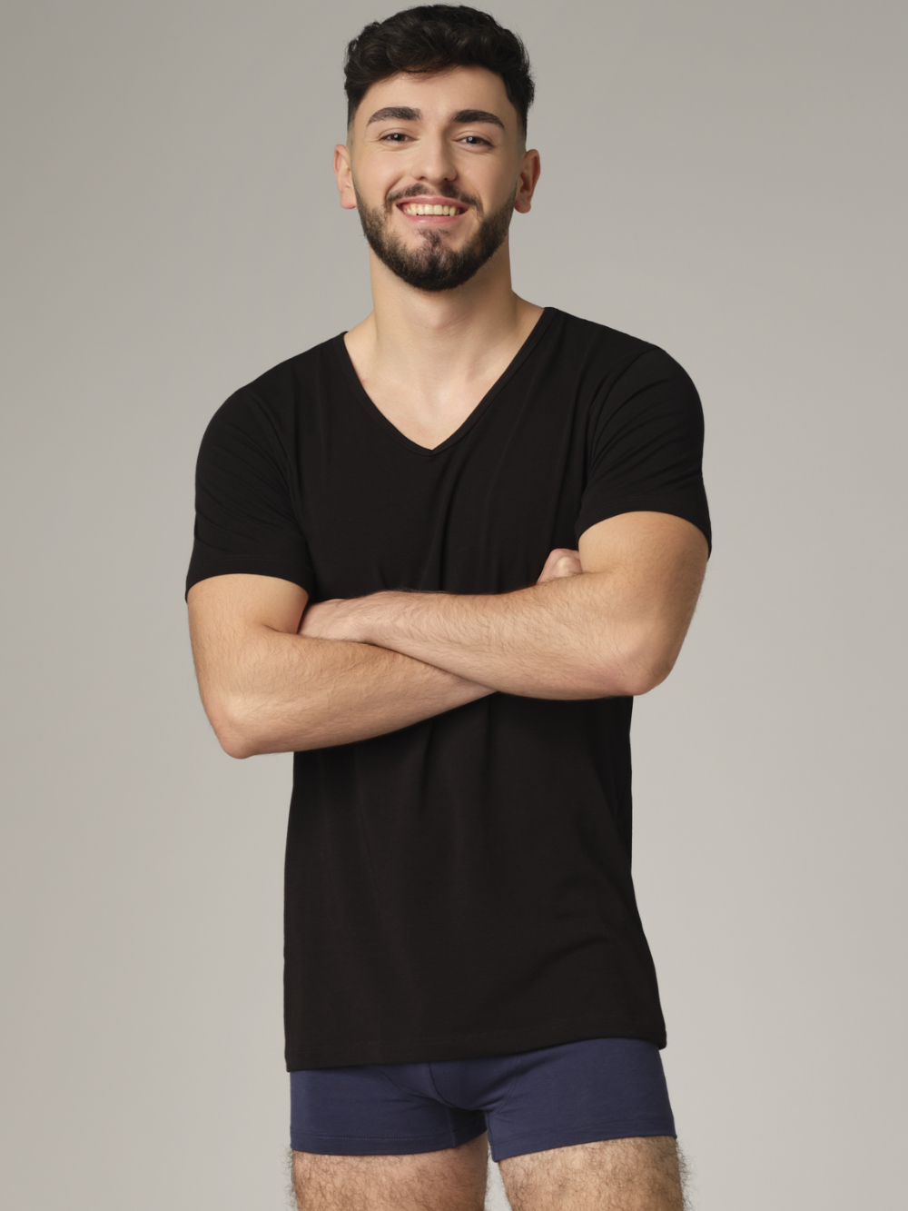 Moška spodnja majica V izrez KR ČRNA L