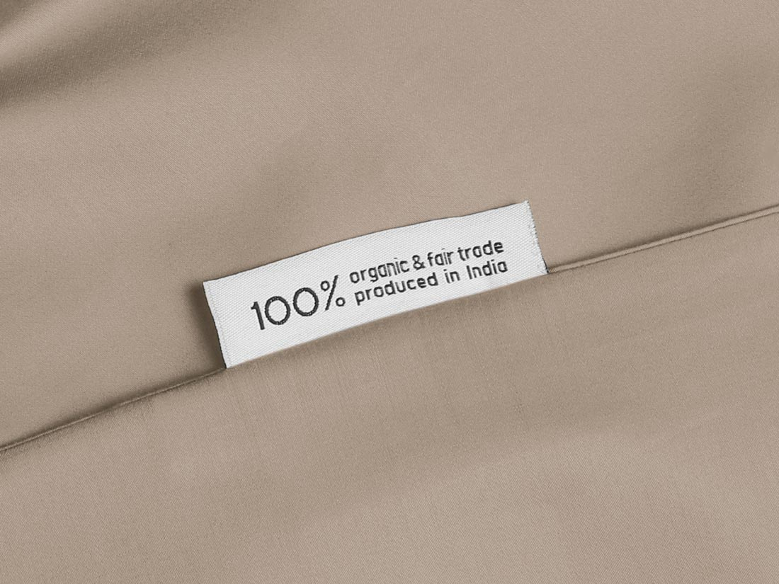 Posteljnina ekološki bombaž saten WARM TAUPE več dimenzij