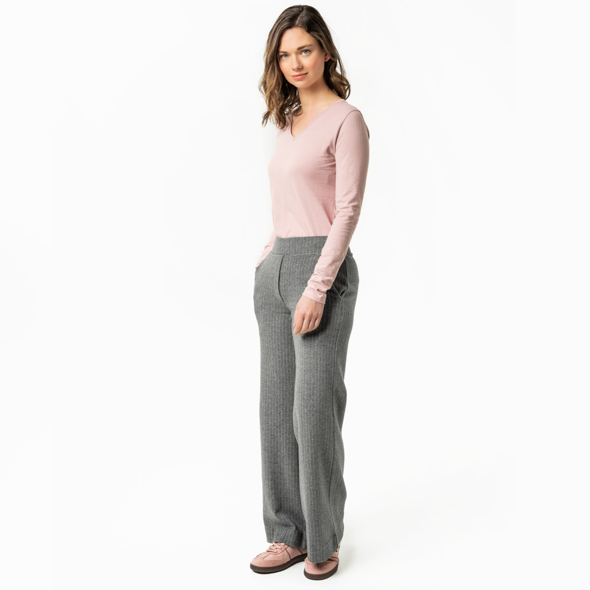 Konoplja ž.obl. NA ZALOGI