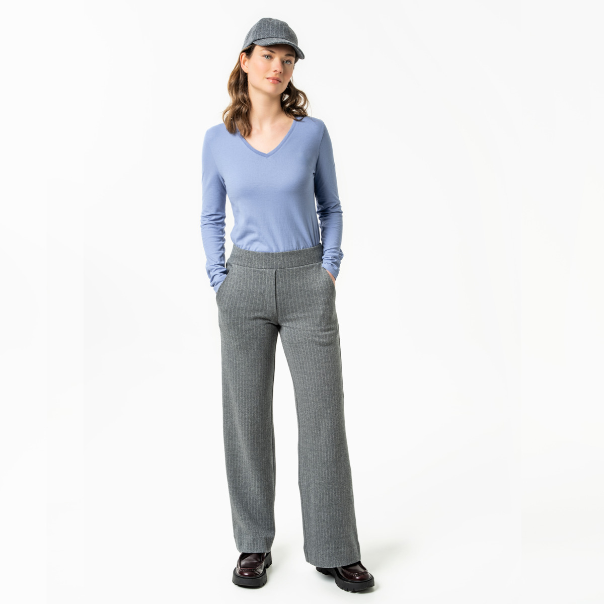 Ženske hlače eko bombaž SIVE S,M Ženske hlače eko bombaž SIVE S,M