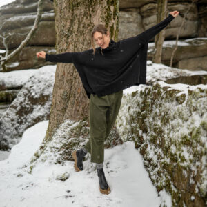 Ženski pončo Paisley 85% eko bombaž, 15% volna ČRN