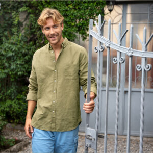 Moška srajca DR iz 55% lana in 45% eko bombaža 48,50