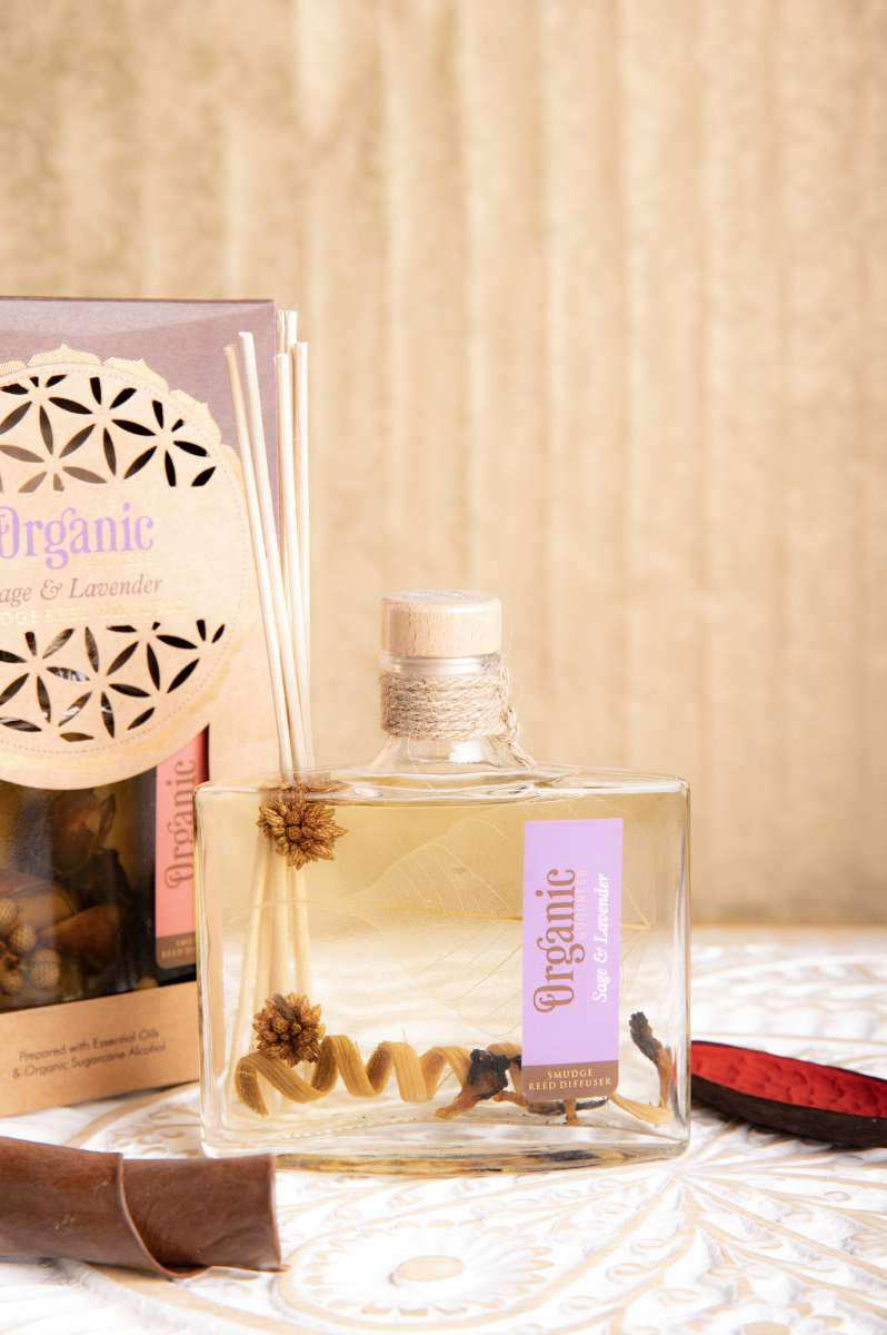 Dišava za prostor s paličicami Žajbelj in Sivka 150 ml.