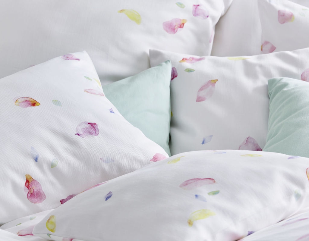 Posteljnina Blutenblatter saten, več dimenzij