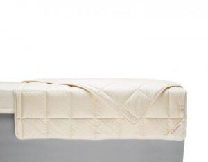 Celoletna odeja bom/bom Bianca Celoletna odeja bom/bom Bianca