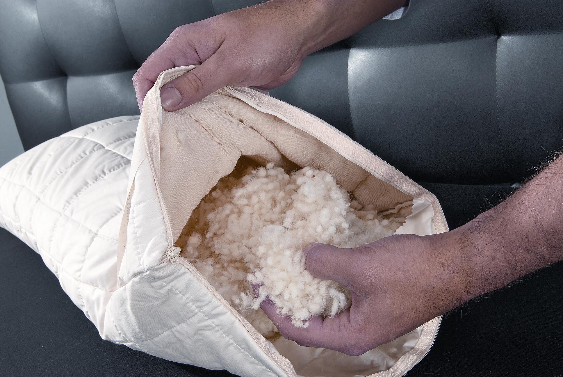 PUH Vzglavnik iz eko bombaža, polnjen z gosjim puhom