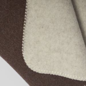 Mehka deka iz 100% merino volne white/chestnut 150x220 Mehka deka iz 100% merino volne white/chestnut 150x220