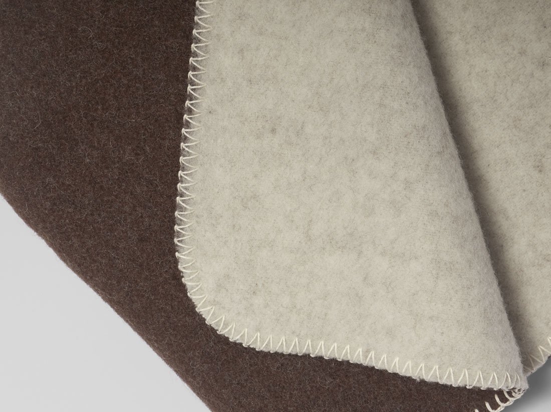 Mehka deka iz 100% merino volne white/chestnut 150x220 Mehka deka iz 100% merino volne white/chestnut 150x220