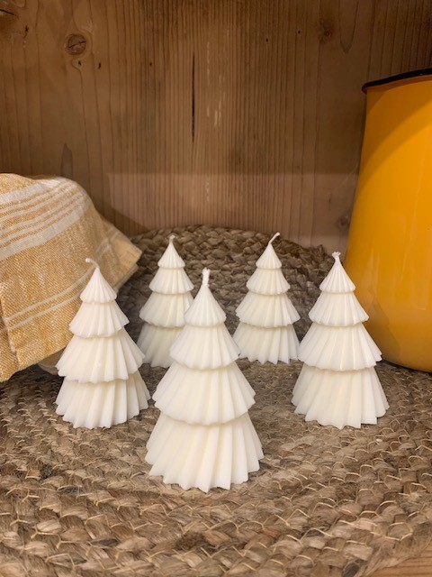 Sveča "Smrečica" soja vosek 65g.