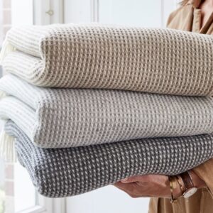 Mehka pletena deka iz 100% merino volne charc 150x210