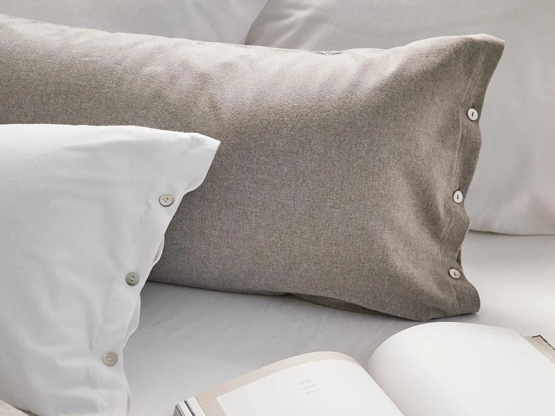 Posteljnina flanela stone brown razl.dim.