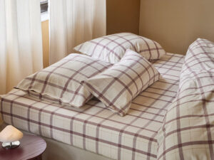 Posteljnina flanela mauve karo, razl.dim. Posteljnina flanela mauve karo, razl.dim.