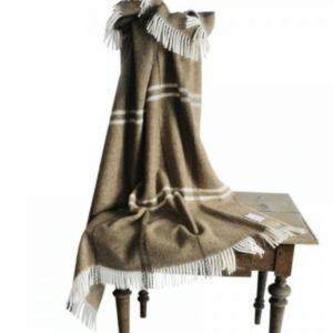 Volnena odeja ISOLA bež karo