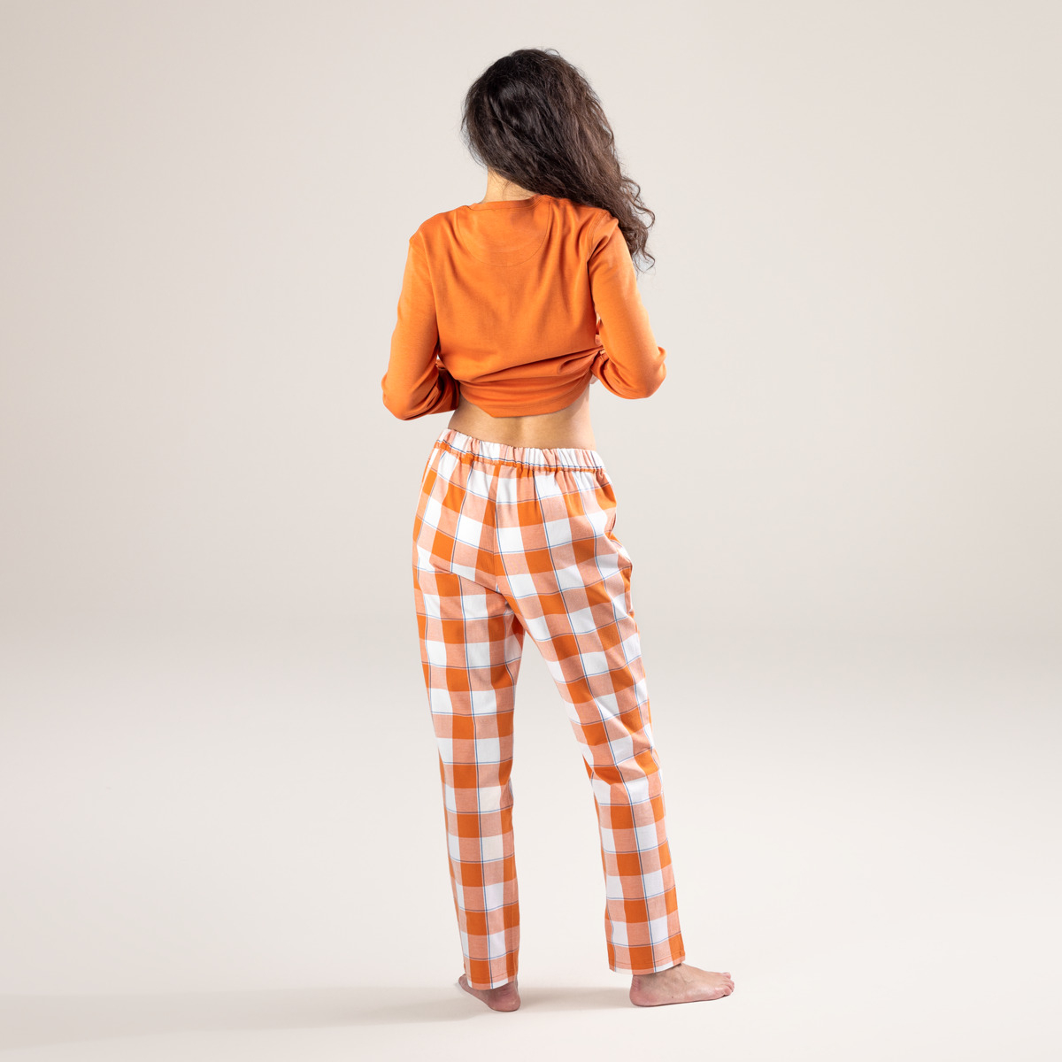 Ženska pižama iz 100% eko bombaža oranžna 40 Ženska pižama iz 100% eko bombaža oranžna 40