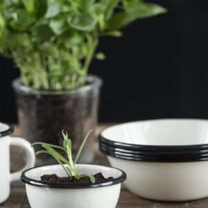 Emajlirana skleda butter cream