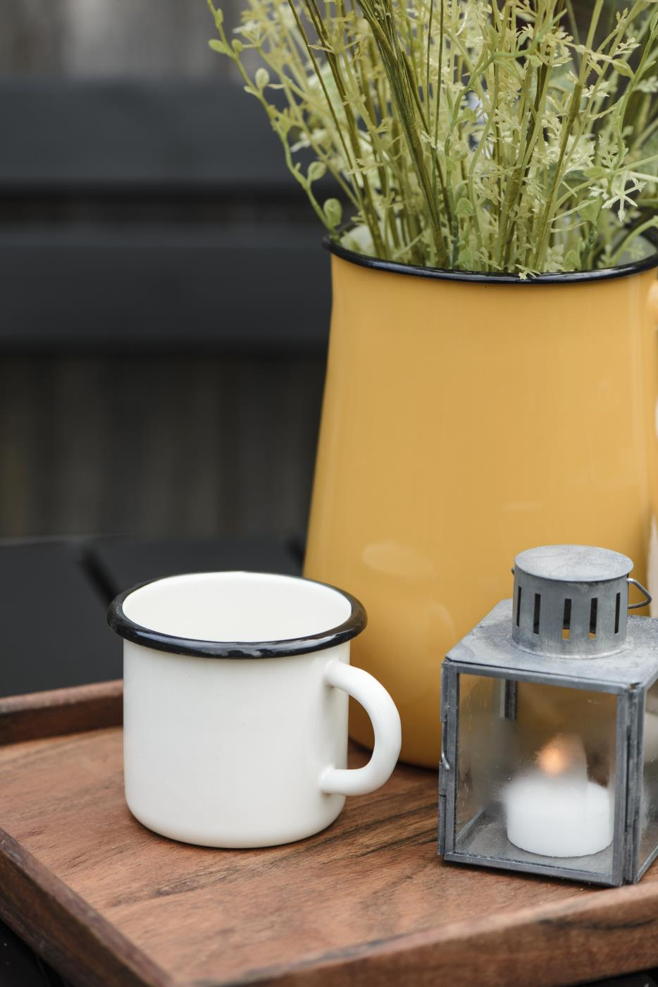 Emajlirana skodelica butter cream