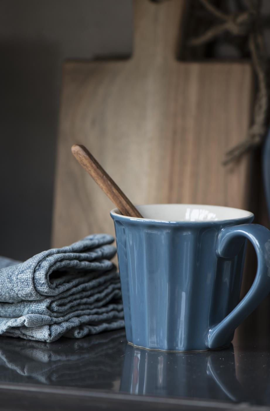 Skodelica Mynte temno modra