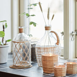 Svečnik steklo ratan