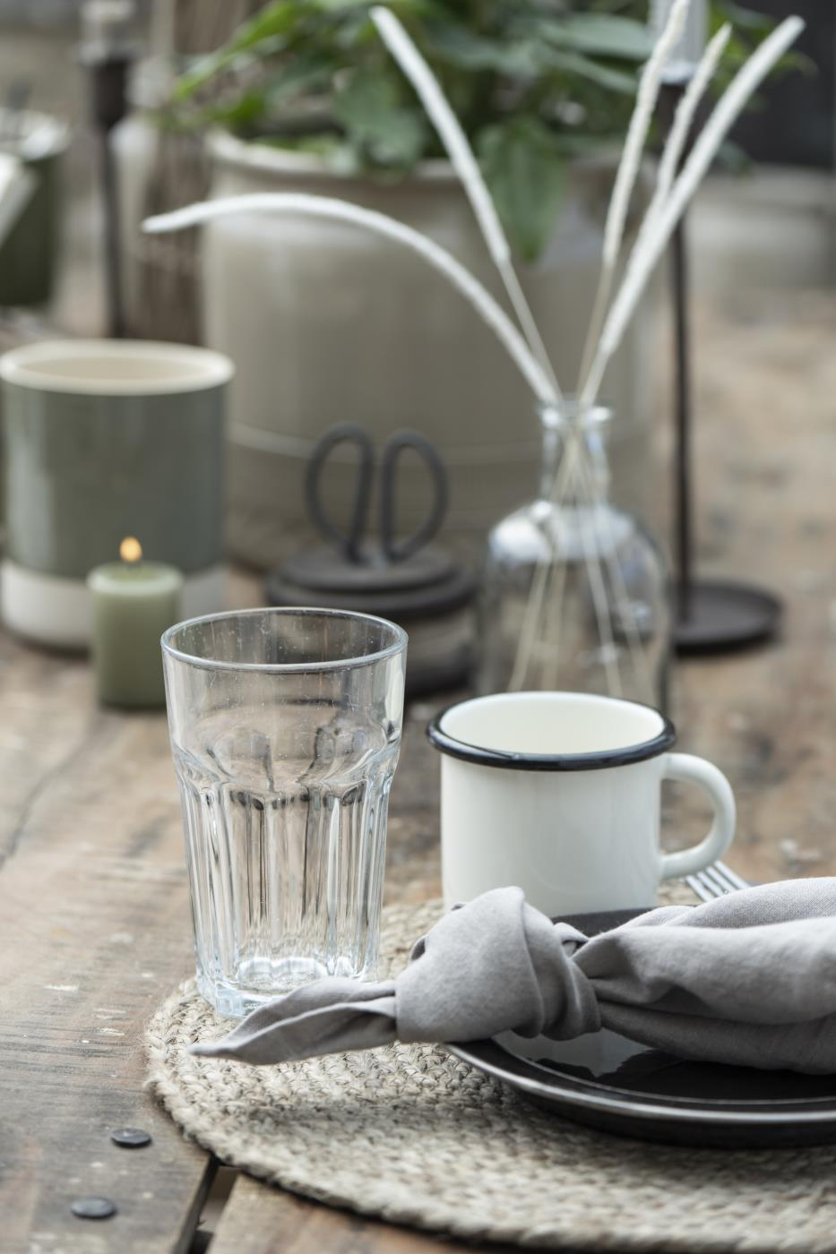 Emajlirana skodelica butter cream