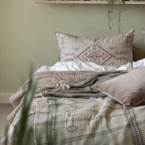 Prevleka 100% lan 50x70 vezenje w/faded rose