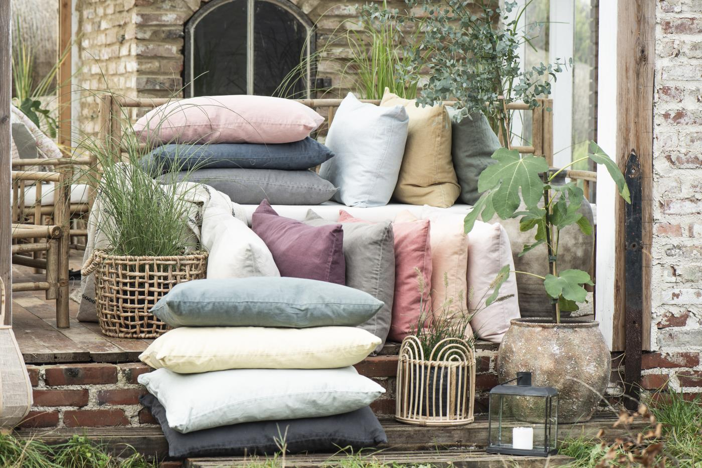 Prevleka iz 100% lanu 50x70 aubergine