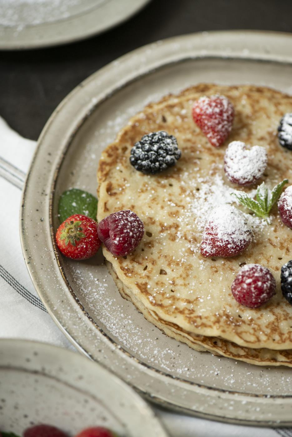 Krožnik nizek večji dinner natur