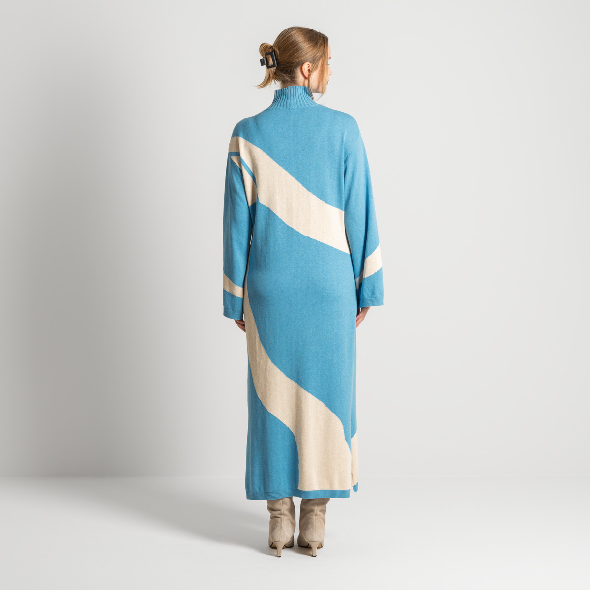 Ženska obleka Eela 80% ekološki bombaž, 20% volna MODRA/NATUR Ženska obleka Eela 80% ekološki bombaž, 20% volna MODRA/NATUR